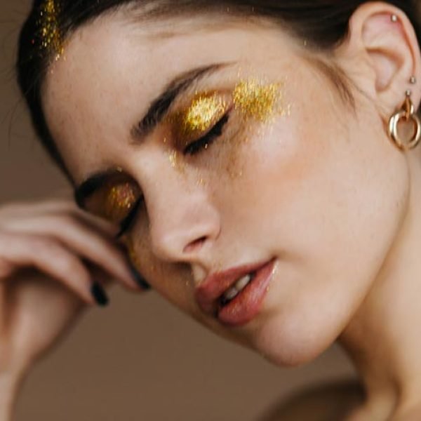 The Beauty of Classic Gold Jewelry Pieces